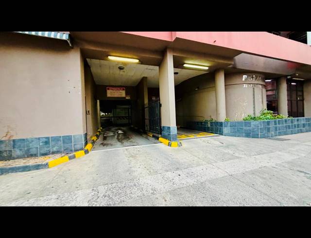 2 BEDROOM APARTMENT FOR SALE IN SOUTH BEACH